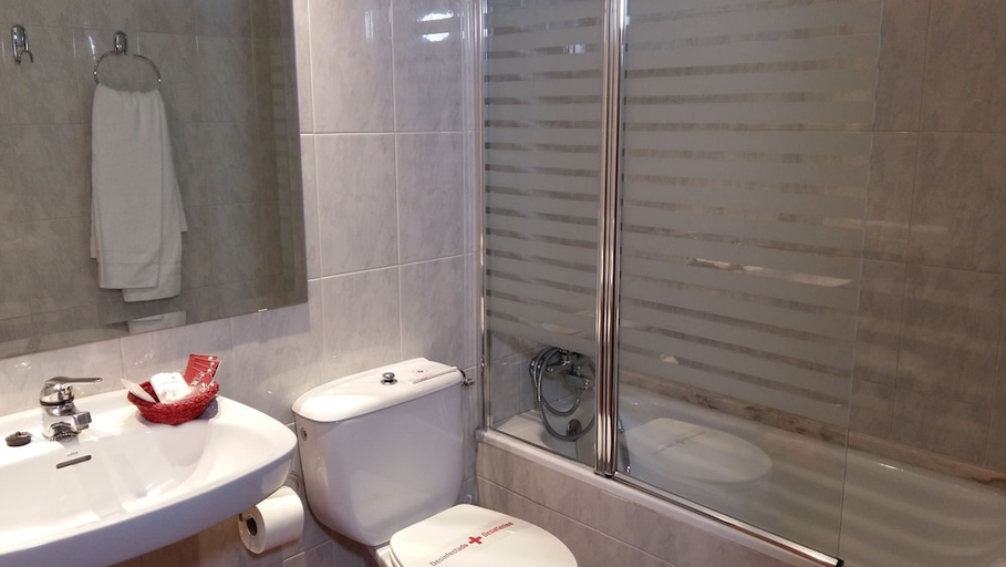 Bathroom 2, Real de Toledo, Toledo