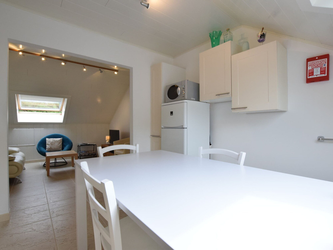Others 4, Lakeview Stay in Vielsalm, Luxembourg