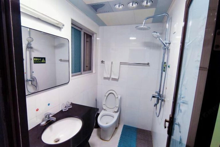 Bathroom 5, Shuijutang Boutique Inn, Shangrao