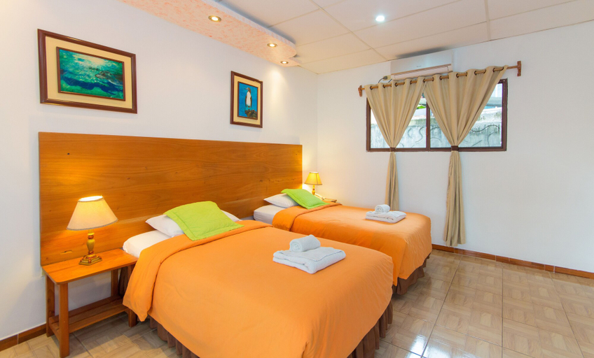 Bedroom 4, Twin Hotel Galapagos, Santa Cruz