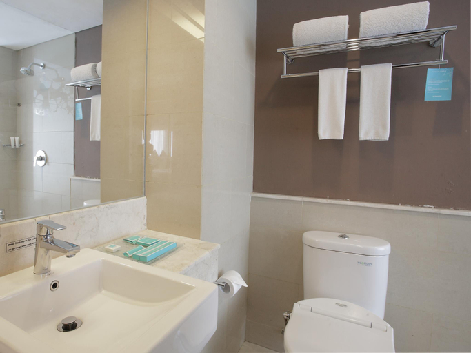 Bathroom 9