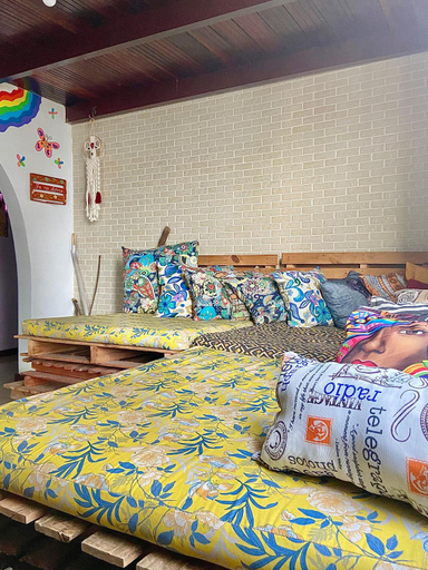 Bedroom 2, CasAMARelo Hostel, Salvador