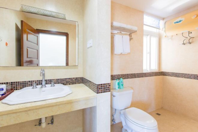 Bathroom 4, Sanya Hai Hua Apartment, Sanya