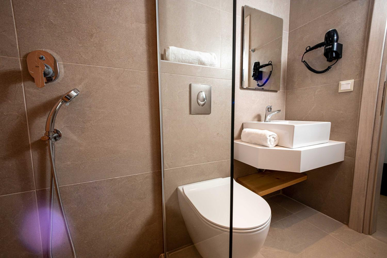 Bathroom 5, Samari Afitos, Central Macedonia