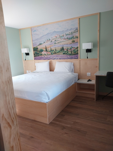 Bedroom 8
