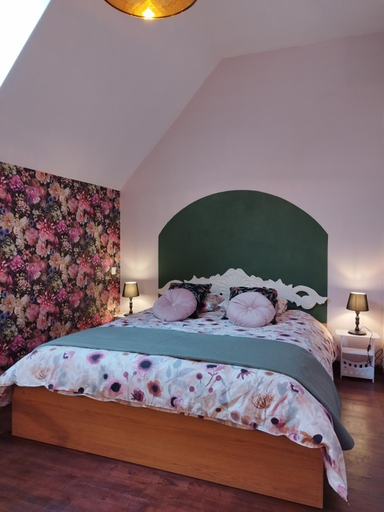 Bedroom 2, La Baudiniere, Chambre La Doree, Saône-et-Loire