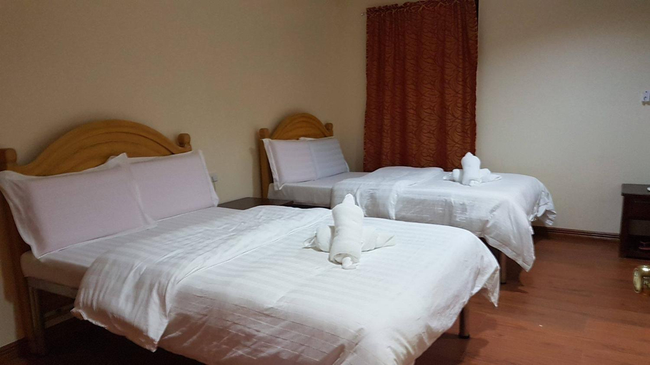 Bedroom 2, Hotel 45 Beach Resort, Bauang