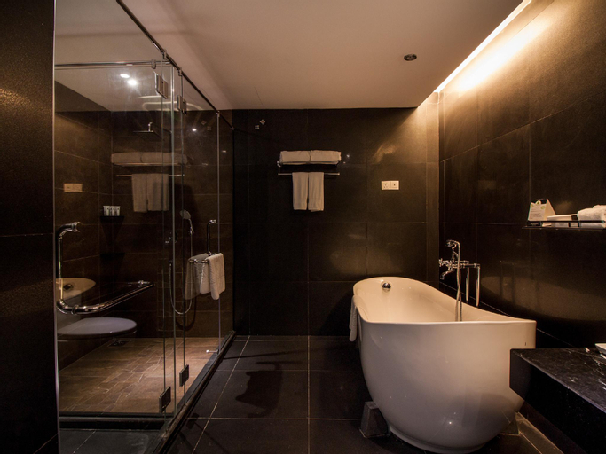 Bathroom 5