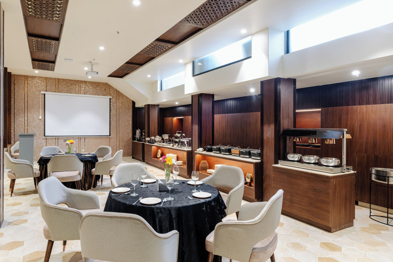 Food & Drinks 5, Signature Hotel, Ajmer
