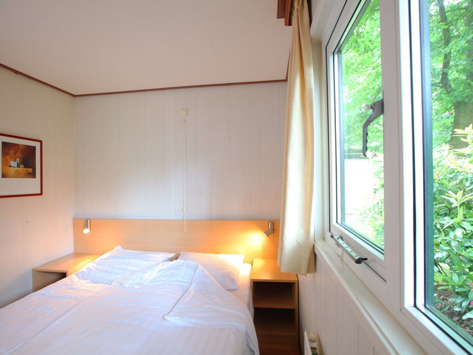 Bedroom 2, Private Chalet in the Woods, Epe