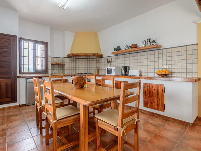 Private kitchen 3, Belvilla by OYO Cantito, Baleares