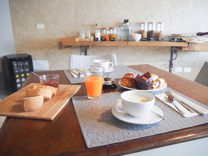 Food & Drinks 5, B&B Antique Maison, Verona