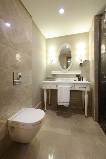 Bathroom 5, Sueno Hotels Deluxe Belek, Serik