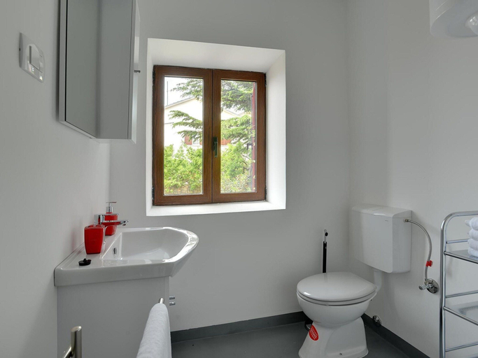 Bathroom 4, Holiday Home Liznjan With Pool Near Beach, Ližnjan