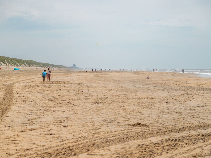 Others 4, Comfortable Chalet With Dishwasher in Noordwijk, Noordwijk