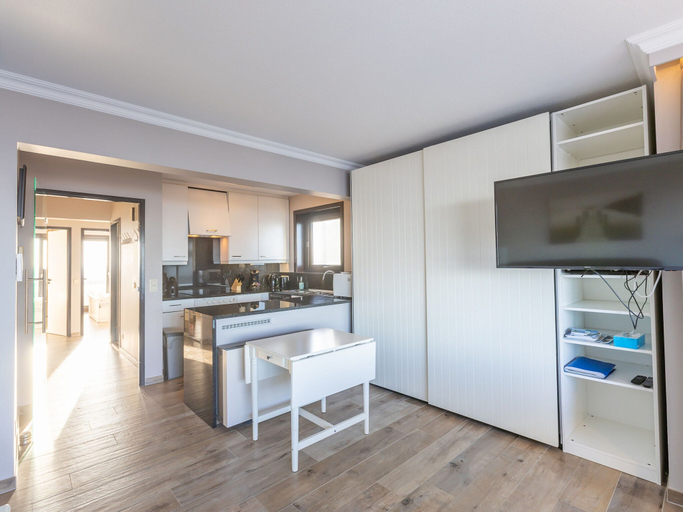 Private kitchen 4, Corner Apartment With Frontal sea View, West-Vlaanderen