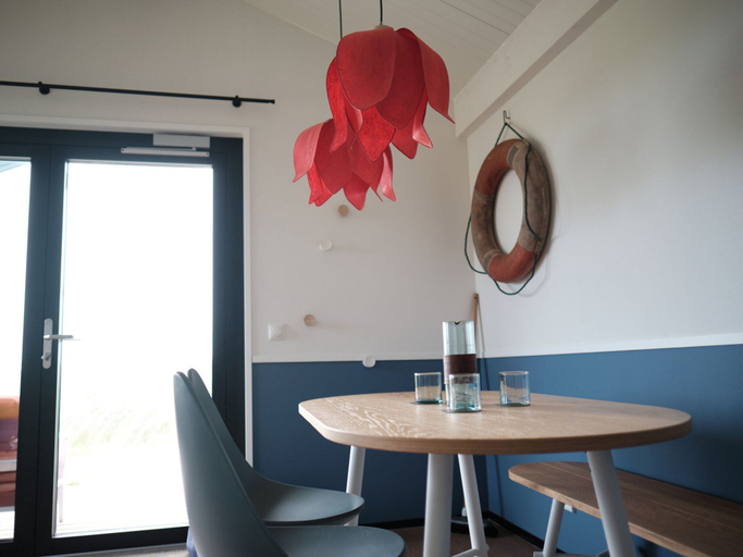 Dining 4, Lodge in Callantsoog Near North Sea Beach, Zijpe