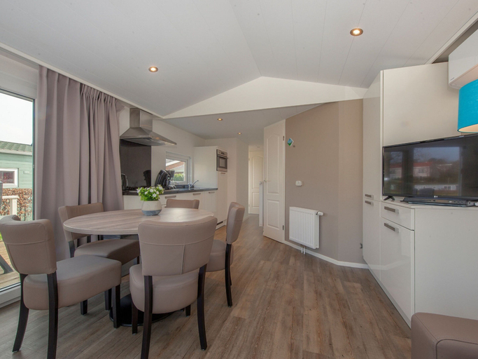 Others 2, Chalet in Arcen With Private Terrace, Arcen en Velden