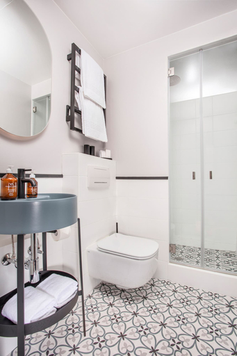 Bathroom 5, Villars Palace, Aigle