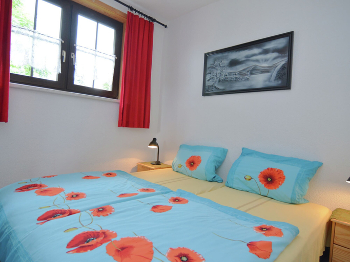 Bedroom 4, Small and Cozy Apartment in Frauenwald near Forest, Ilm-Kreis
