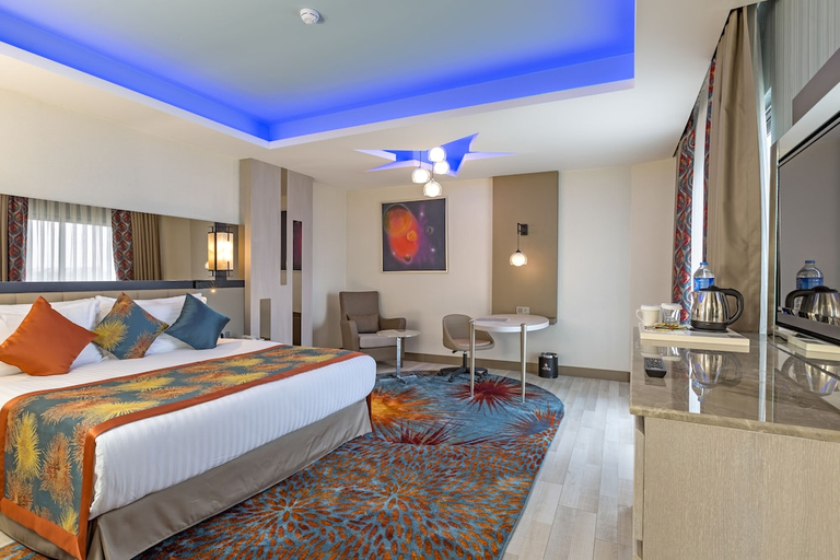 Bedroom 3, Royal Seginus Hotel, Antalya
