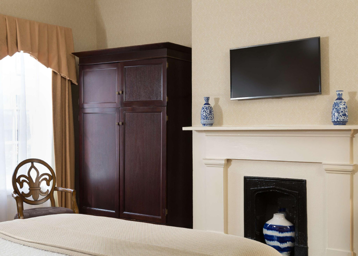 Bedroom 12