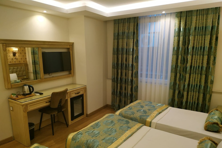 Bedroom 2, Apple Tree Hotel, Fatih