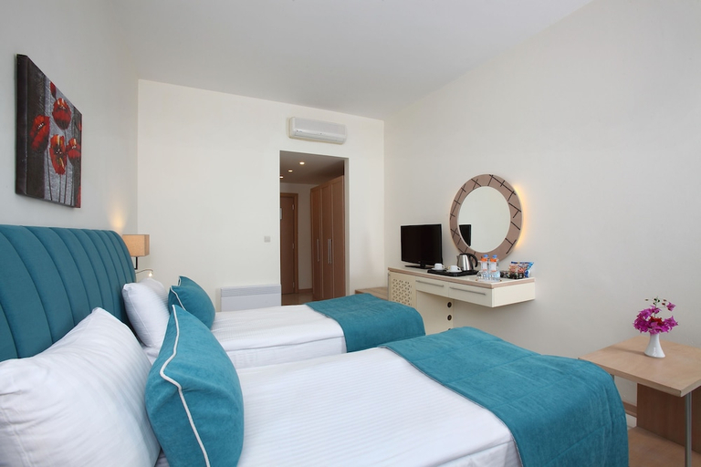 Bedroom 3, Mandarin Resort Hotel, Bodrum