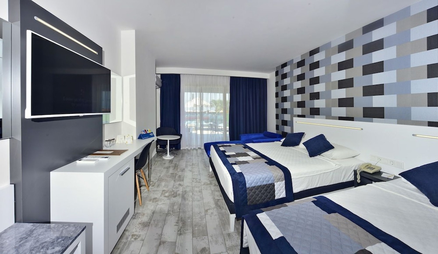 Bedroom 3, White City Beach Hotel, Alanya