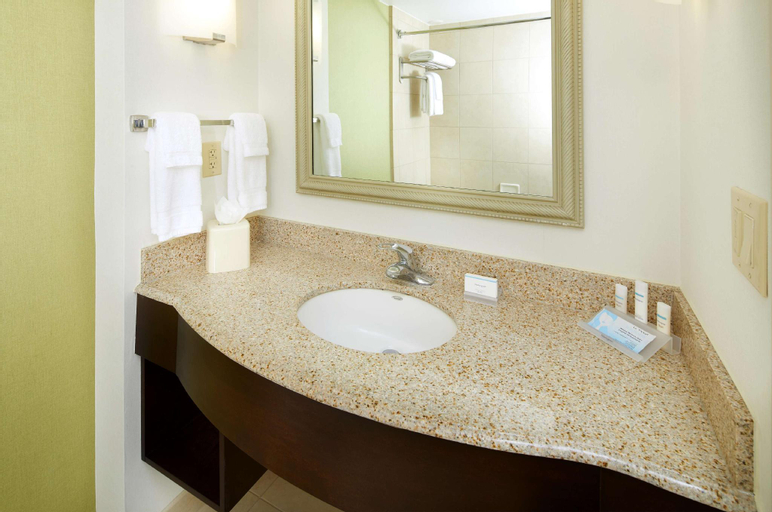 Bathroom 4