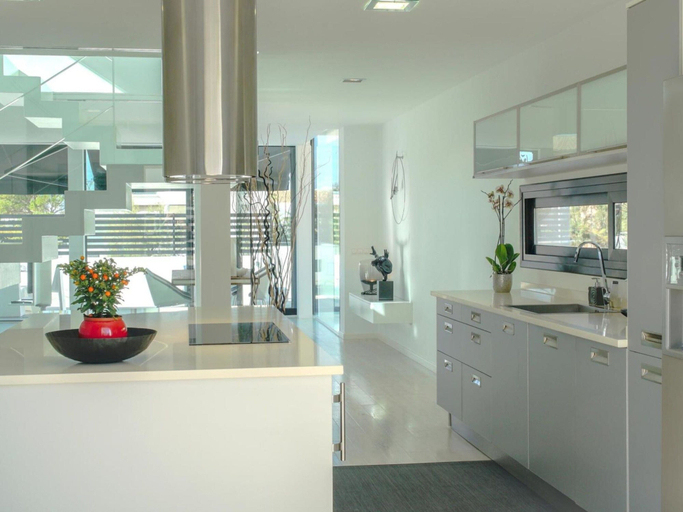 Others 4, Villa in Son Serra With Beach and Pool, Baleares