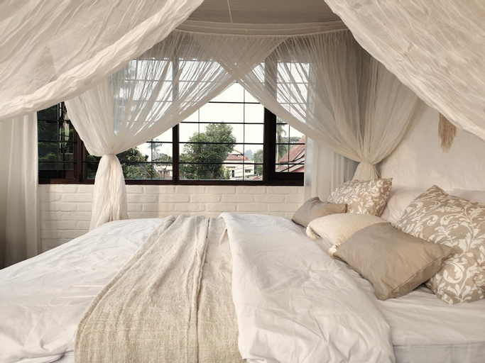 Bedroom 15