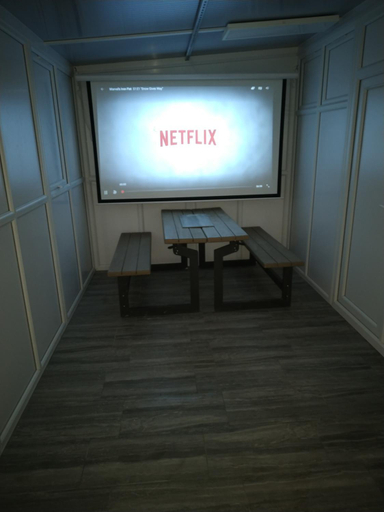 Others 3, Luxurious En-suite Soft Water Air Conditioning TV ETHERIUM, London