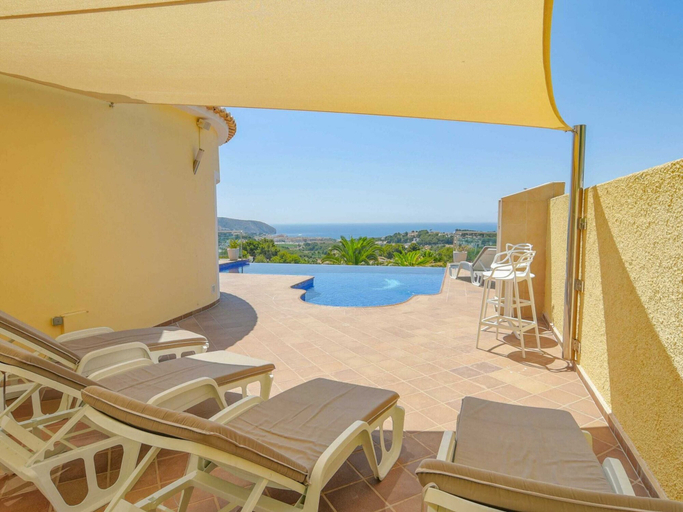 Exterior 4, Villa in Moraira With Pool Near Beach, Alicante