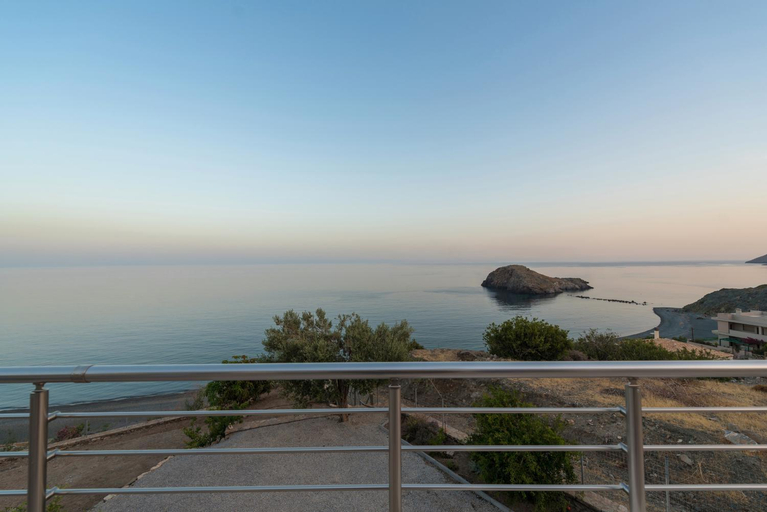 Others 3, Zen Luxury Villa, Faistos