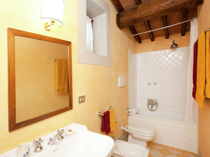 Bathroom 5, Holiday Home in Chianti With Pool, Florence