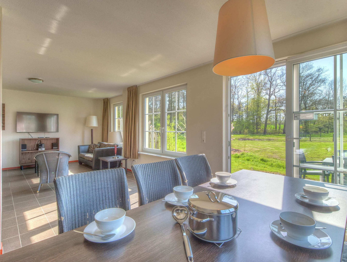 Dining 5, Luxury Villa in Typical Style with Washer near Bad Bentheim, Grafschaft Bentheim
