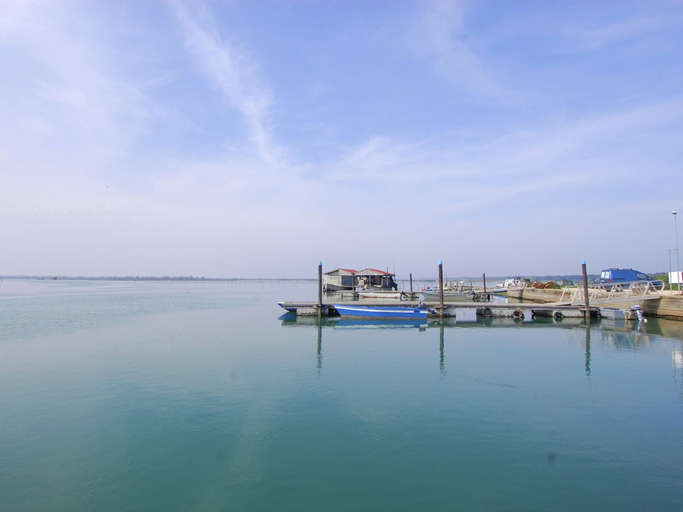 Others 4, Sun Drenched Seaside Holiday Home near Venice, Rovigo