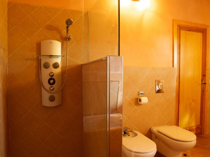 Bathroom 2, Country House Mallorca Near Alcudia Bay, Baleares