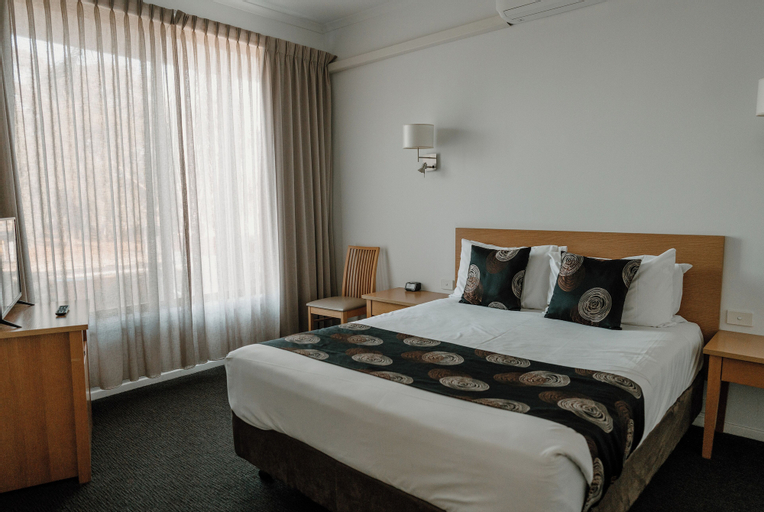 Bedroom 2, Lake Mulwala Boatel, Corowa