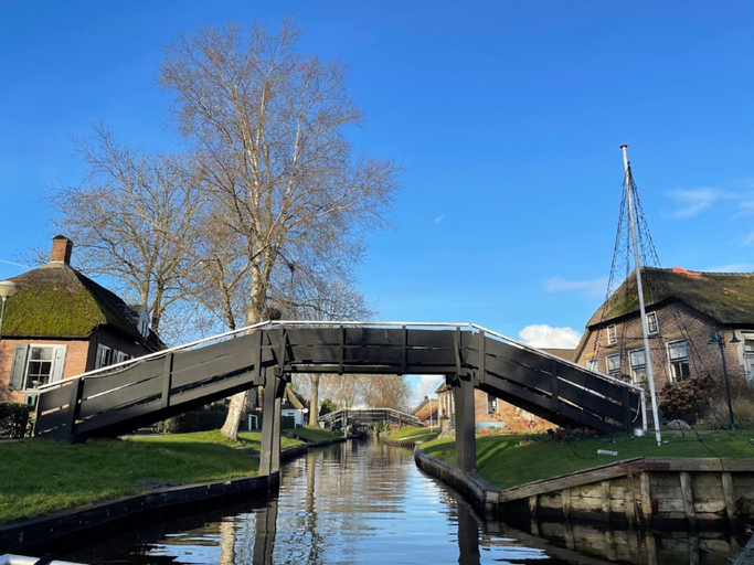 View from property 5, Holiday Home With Terrace in Giethoorn, Steenwijkerland