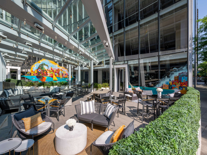 Food & Drinks 5, Sofitel Chicago Magnificent Mile, Cook