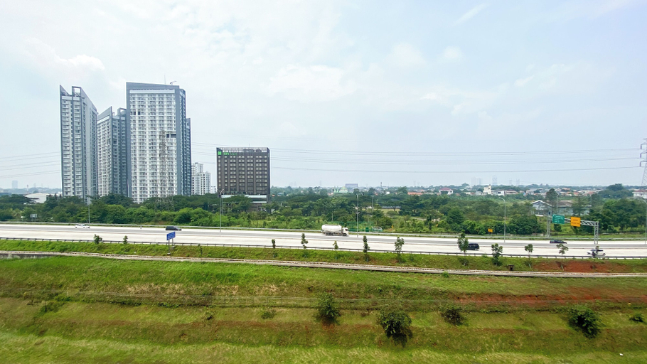 Exterior & Views 2, Comfortable Studio At Sky House Bsd Apartment Next To Aeon Mall, Tangerang Selatan