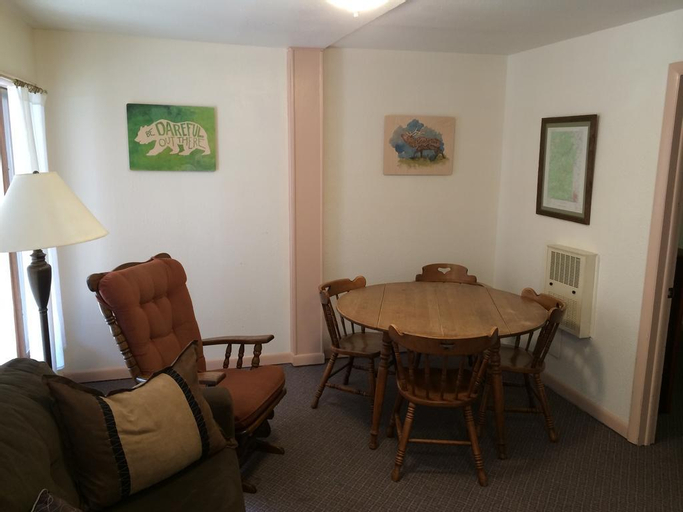 Dining Room 1