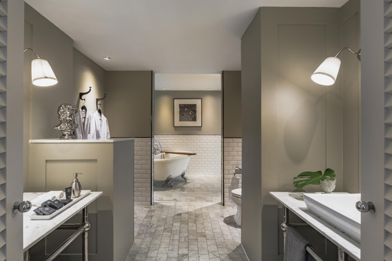 Bathroom 4