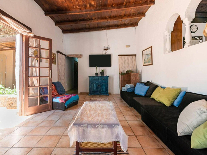 Living area 3, Belvilla by OYO Casa Tata, Santa Cruz de Tenerife