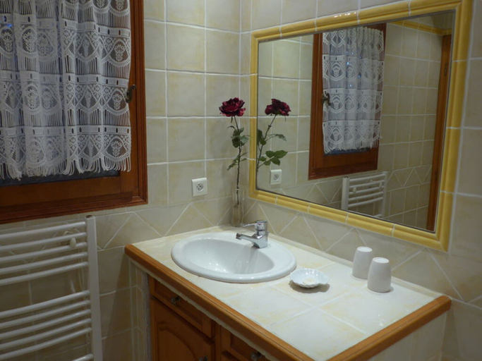 Bathroom 3, Les Heures Bleues Paradis, Var