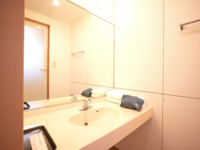 Bathroom 3, Condo hotel Shimanchu Club, Onna