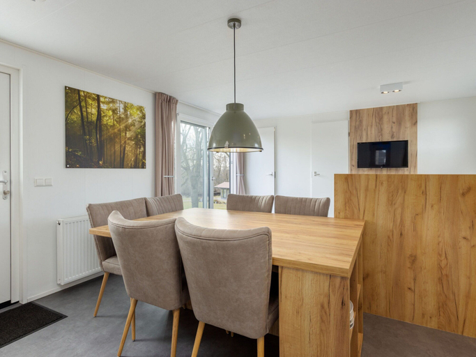 Dining 2, Modern Chalet Near Forest, Aa en Hunze