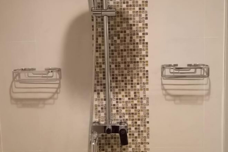 Bathroom 6